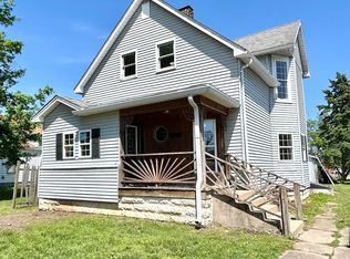 25 N 7th St W, West Terre Haute, IN 47885