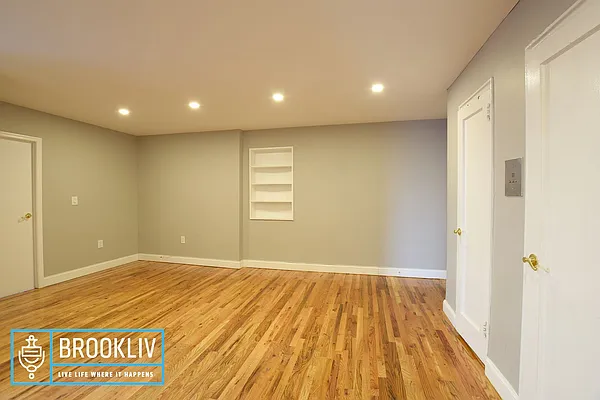 Rented by null | media 13