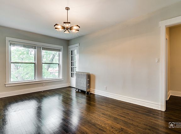 2nd image of 1229 E 53rd St #2W