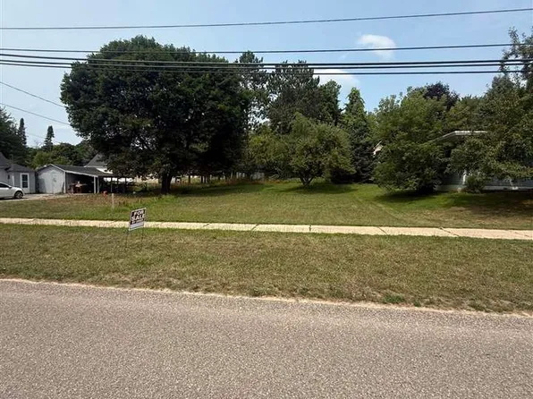 Groveland St, Boyne City, MI 49712