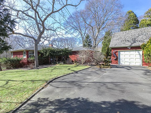 5th image of 750 Knollwood Ln