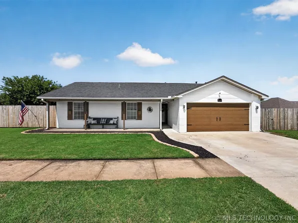 9812 N 105th East Ave, Owasso, OK 74055