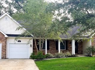 829 Kelley Dr, Wapakoneta, OH 45895