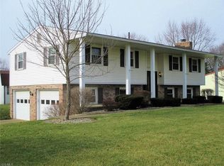 4795 Leone Rd NE, Louisville, OH 44641