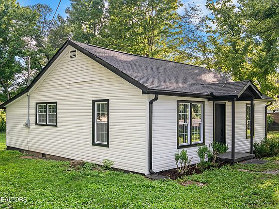 4th image of 659 River Rd