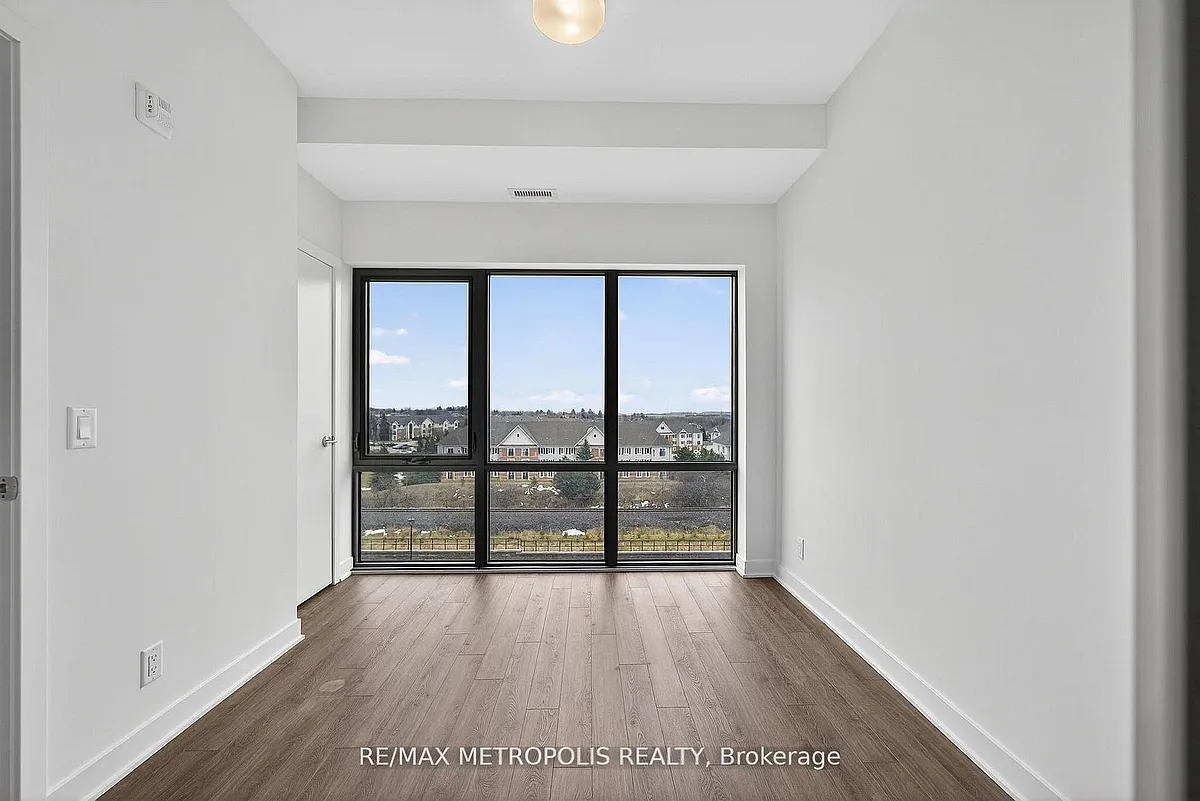 Building Photo - 51 Clarington Blvd #602