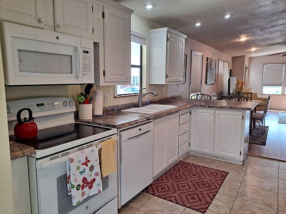 3rd image of 2692 NE Highway 70 Lot 600
