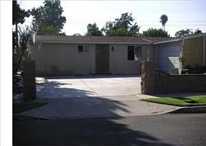 1st image of 437 N Dahlia Ave