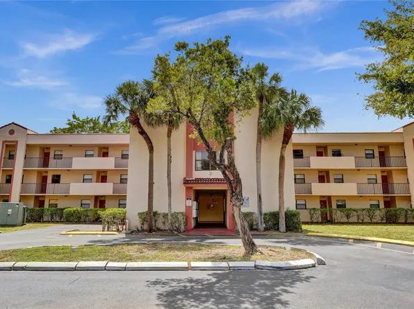 3252 Foxcroft Road #109, Miramar, FL 33025