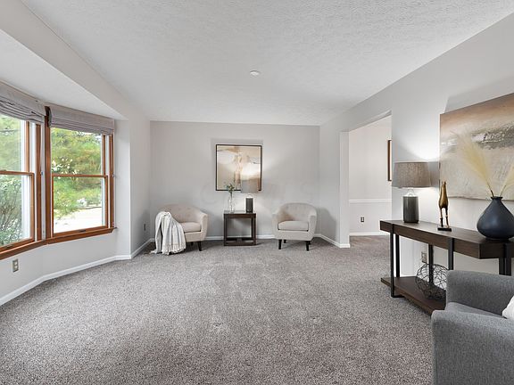5th image of 7614 Gylwyn Ct