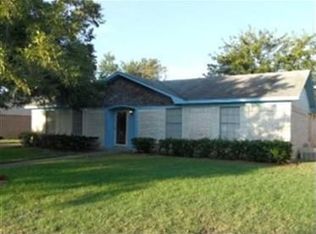 208 S Patricia St, Waco, TX 76705