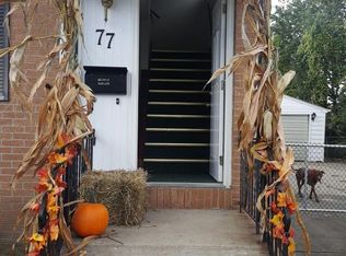 77 Deborah Ln, Cheektowaga, NY