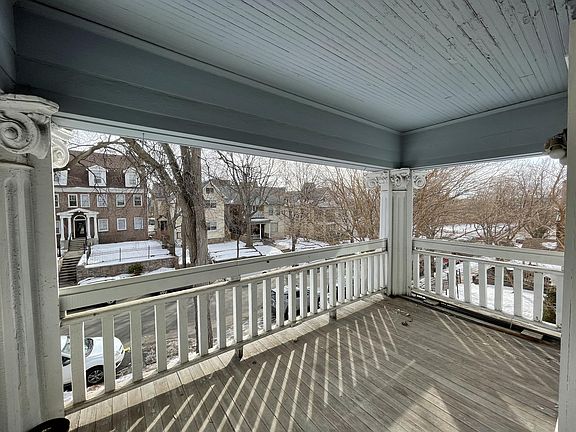 3rd image of 2620 3rd Ave S #10465693