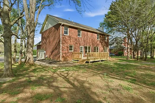 3002 Bowers Ln — Photo 7
