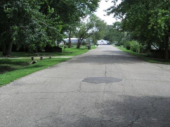4th image of 2904 Villa Ave