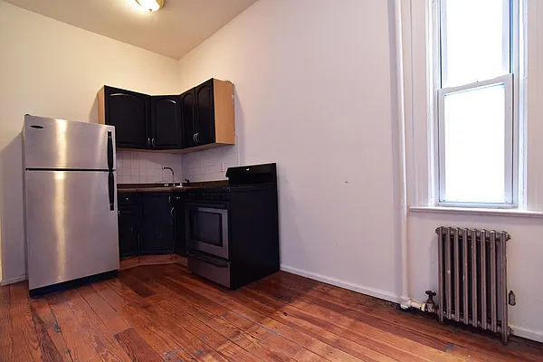 Rented by Coda Real Estate NYC | media 4