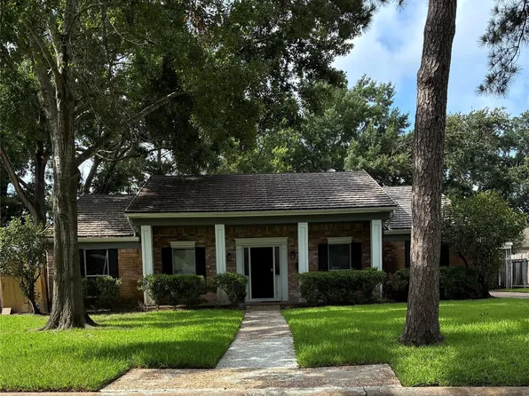 10915 Ella Lee Ln, Houston, TX 77042