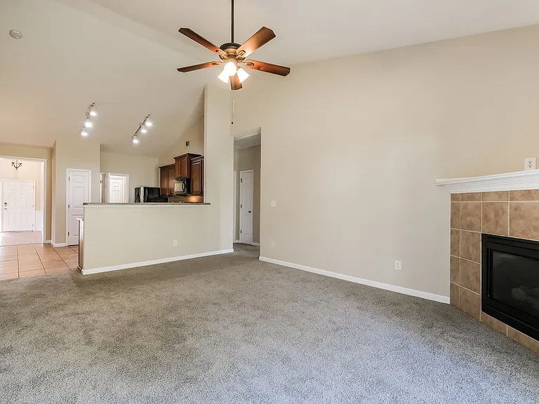 5120 Fieldgate Ridge Dr — Photo 5