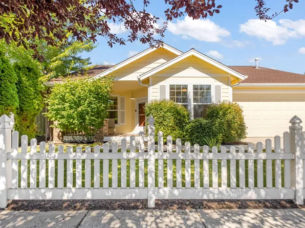 2545 NE Robinson St, Bend, OR 97701