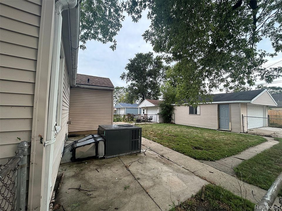 1787 Morris Ave, photo 22