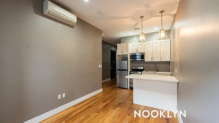 Rented by Nooklyn NYC LLC | media 4
