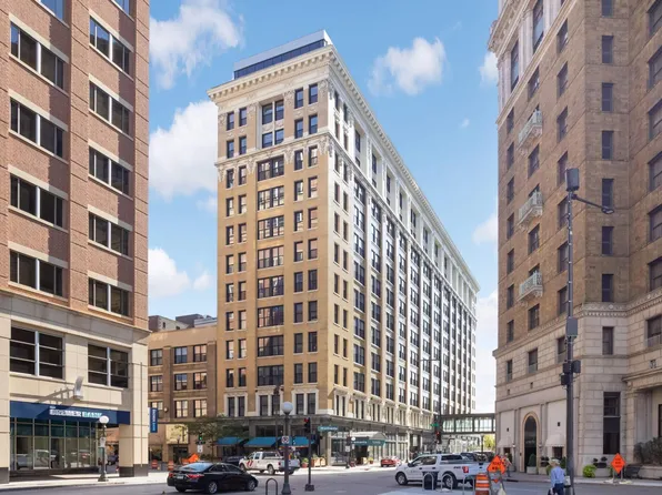 350 Saint Peter St Unit 1103, Saint Paul, MN 55102