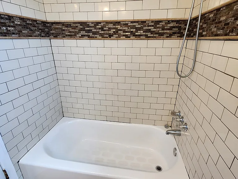 33680 Avenue C — Photo 7