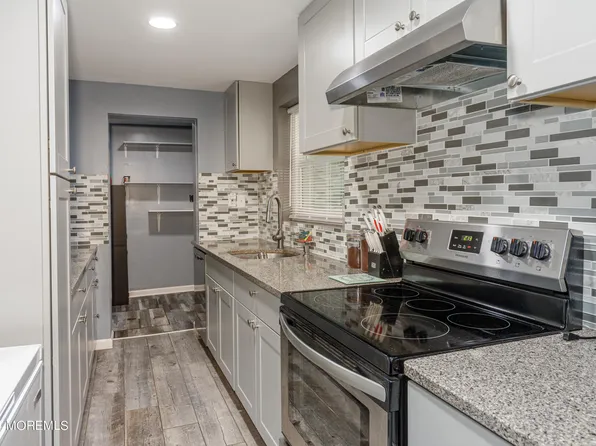 52 Exeter Street, Browns Mills, NJ 08015