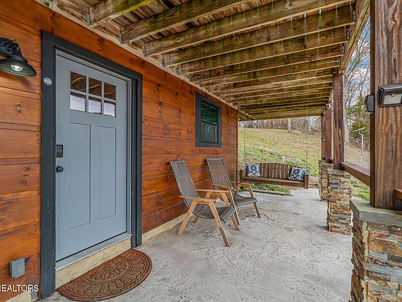 4th image of 2138 Kerr Rd