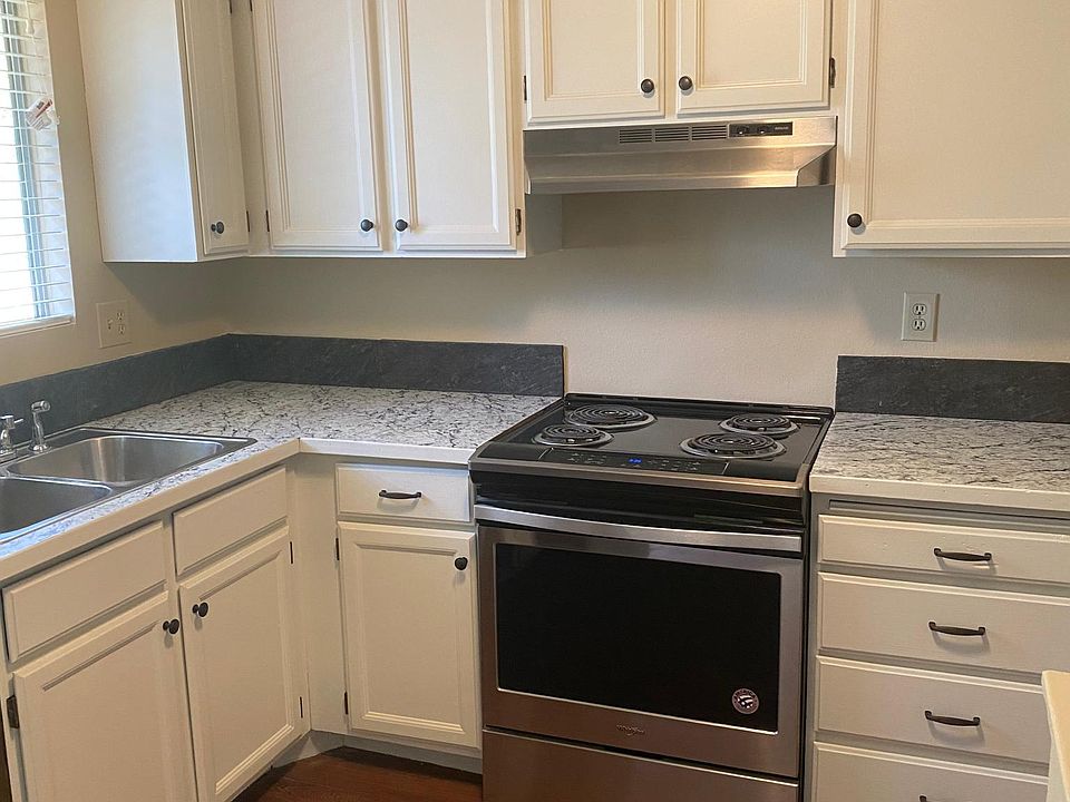 Kitchen with Stainless steel appliances