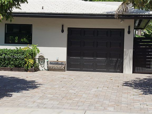 2nd image of 1251 SW 11th Ter