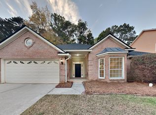 499 Crestwood Ct, Lithonia, GA 30058