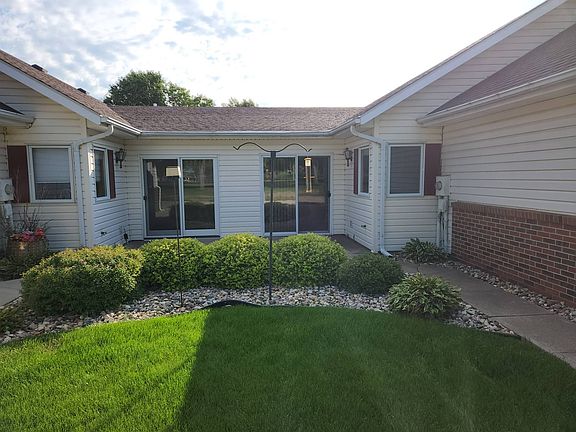 3rd image of 811 Heritage Dr APT 106