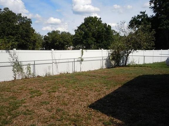 3rd image of 2757 Northport Dr