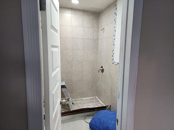 2nd image of 5730 Penrod St #1