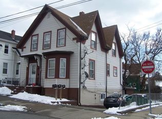 4 Collins St, Lynn, MA 01902