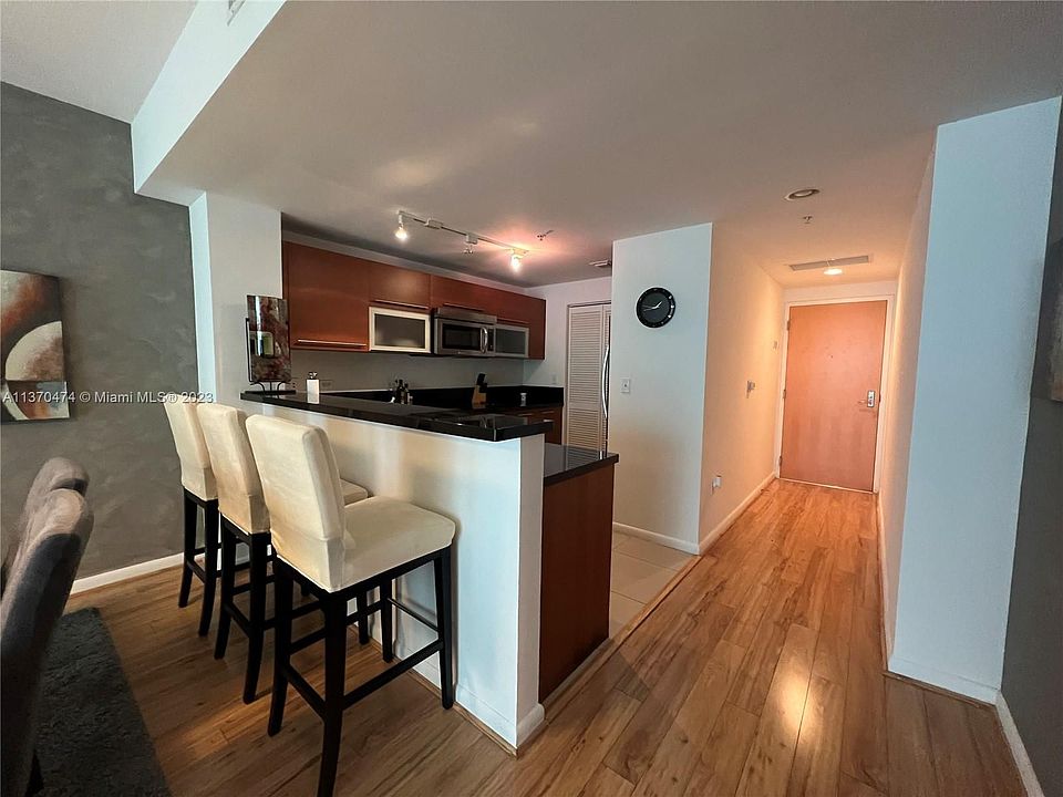 1st image of 244 Biscayne Blvd APT 1904