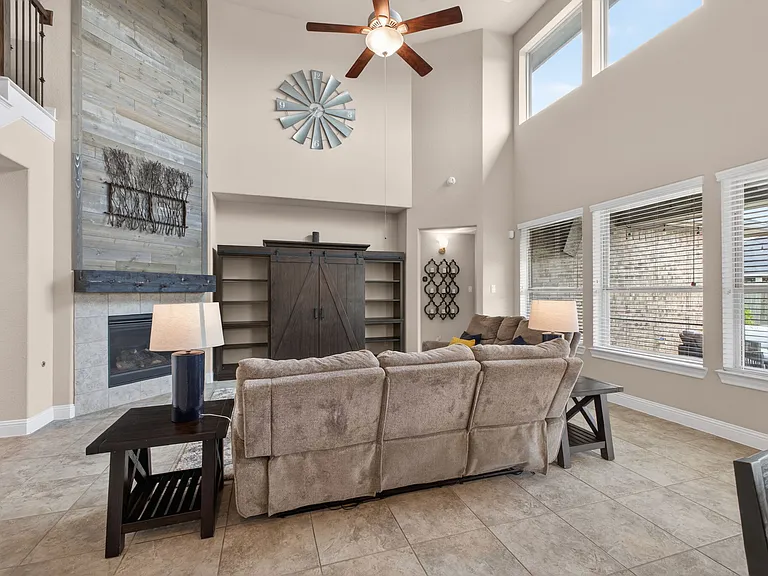 29802 Norwood Canyon Ln — Photo 9