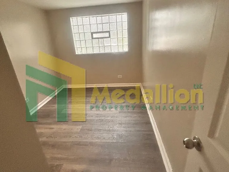 8358 S Morgan St — Photo 21