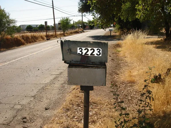 3223 I St, North Highlands, CA 95660