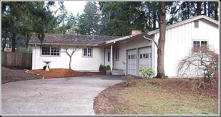 1st image of 811 SE 96th Ave