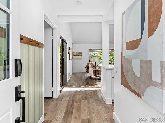4th image of 3305 Vivienda Cir