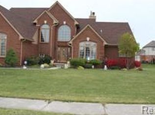3295 Bywater Dr, Sterling Heights, MI 48314