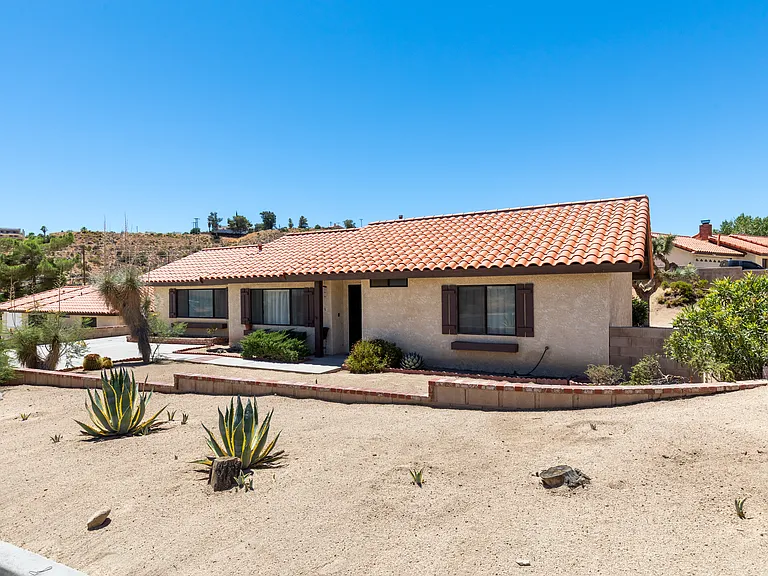 7592 Pinon Dr — Photo 41