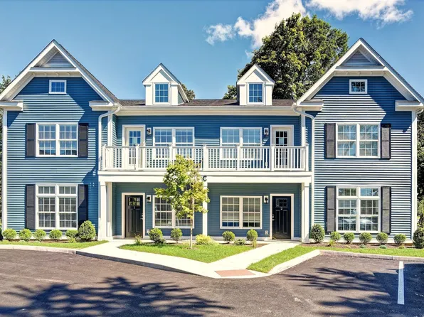 589 S Main St #C4, Cheshire, CT 06410