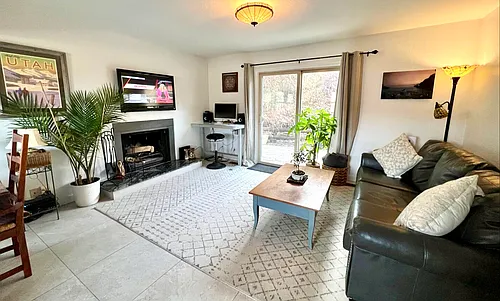 1109 Lowell Ave #1 Photo 1