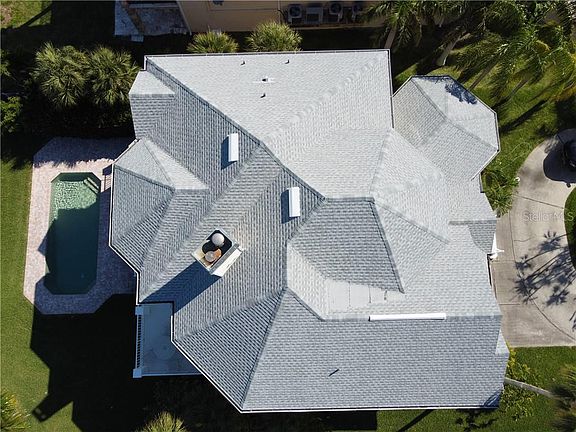 3rd image of 417 Saint Andrews Dr