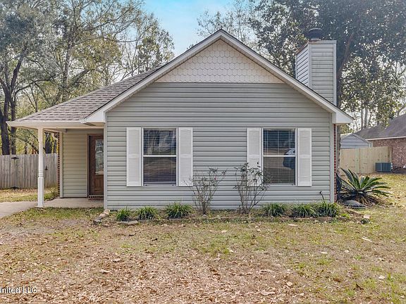 2nd image of 13501 Saint Martin Dr