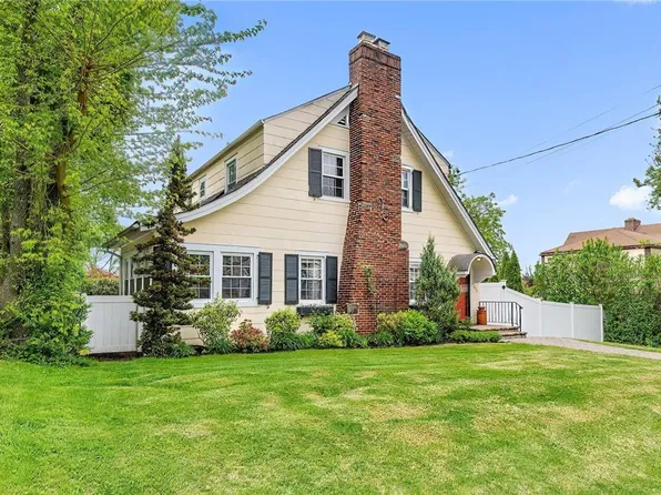 673 N Broadway, Yonkers, NY 10701