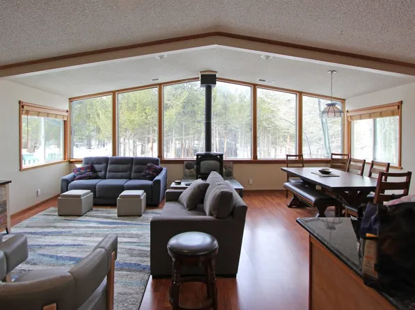 (undisclosed Address), South Lake Tahoe, CA 96150